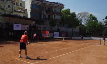 मण्डिखाटार फस्ट एमेच्योर टेनिस सुरु