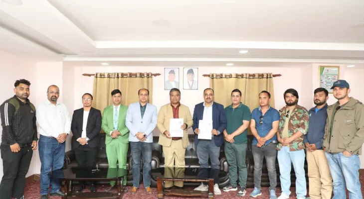 बेसबलमा त्रिपक्षीय सम्झौता