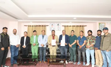 बेसबलमा त्रिपक्षीय सम्झौता