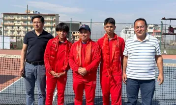 टेनिस टोली मलेसिया प्रस्थान