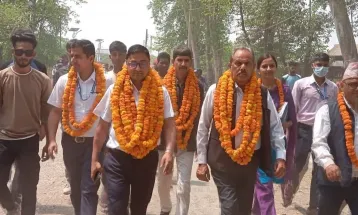 खेलाडीको प्रोत्साहनका लागि लुम्बिनीमा मेयर कप क्रिकेट, मेयर र हकिमको माला मोह !