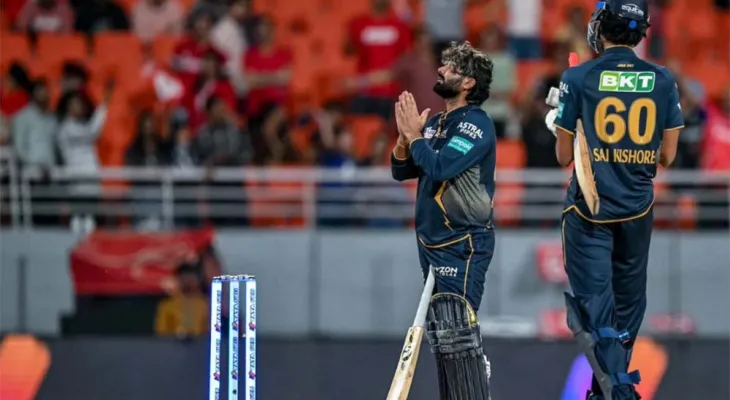 पञ्जावमाथि गुजरात ३ विकेटले विजयी