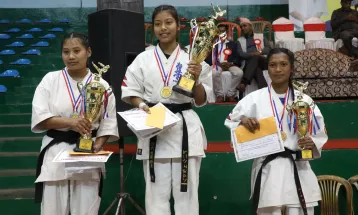 फुल कन्ट्याक्ट करातेमा अनिशालाई स्वर्ण