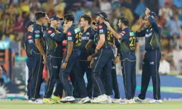 गुजरातको प्लेअफ सम्भावना कायम, चेन्नई ३५ रनले पराजित