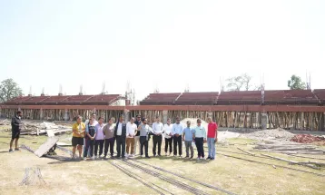 कोहल्पुर क्रिकेट एकेडेमी र सिन्थेटिक ट्रयाकको निरीक्षण