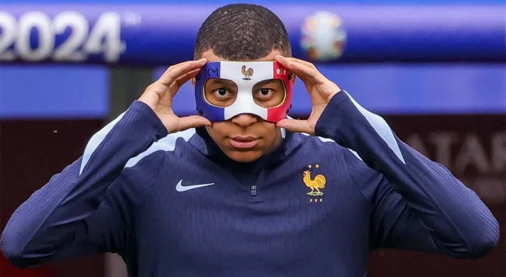 भुक्तानी नदिएको भन्दै एम्बाप्पेले पिएसजीलाई पठाए नोटिस