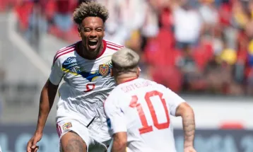 कोपा अमेरिका: भेनेजुएला र मेक्सिकोको विजयी शुरुवात