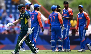 अस्ट्रेलियालाई हराउदै भारत टी- २० विश्वकपको सेमिफाइनलमा