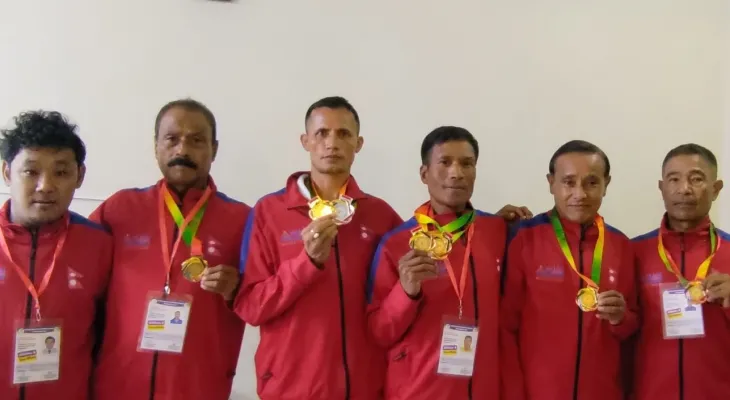 बंगलादेशमा धर्म र पुष्पलाई स्वर्ण