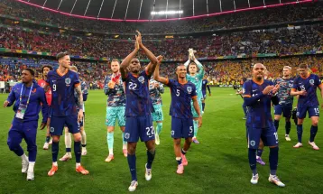 नेदरल्याण्डस युरोकपको क्वाटरफाइनलमा