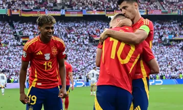 जर्मनी बाहिरियो, स्पेन युरोकपको सेमिफाइनलमा