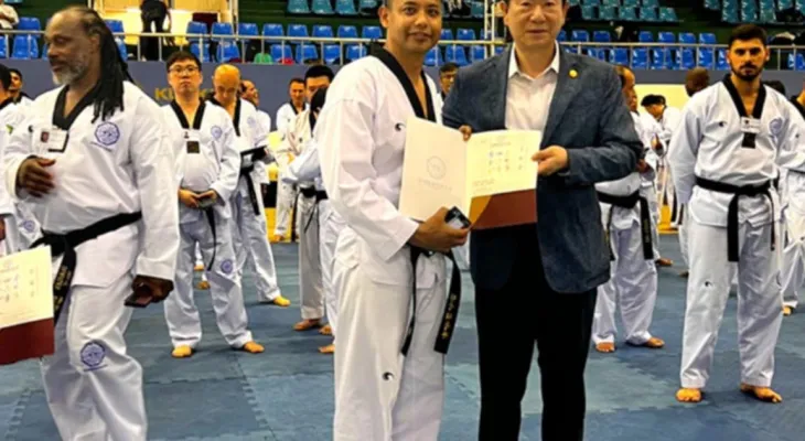 भजिन्द्रद्धारा तेक्वान्दोको सेकेन्ड क्लास मास्टर्सको डिग्री हासिल