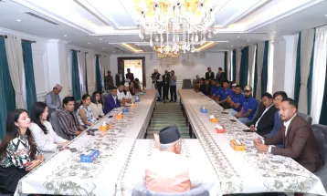 प्रधानमन्त्री ओलीको टियु क्रिकेट मैदान बारे क्यानका पदाधिकारी र खेलाडीसँग छलफल