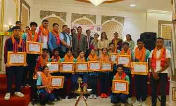 राष्ट्रपति रनिङ शिल्ड पदक विजेता खेलाडीहरूलाई तारकेश्वर नगरपालिकाद्वारा सम्मान