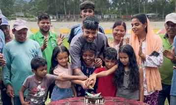 आज स्टार क्रिकेटर सन्दीप लामिछानेको जन्मदिन, ‘क्रिकेट यात्राका अदृश्य नायक’हरूसँग मनाए विशेष दिन