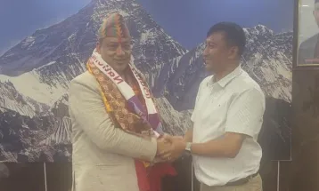 राखेप कार्यकारी समिति सदस्य भट्टराईद्वारा मुख्यमन्त्रीलाई बधाई