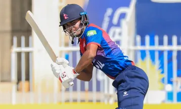 नेपाललाई तेस्रो झट्का: कप्तान रोहित पौडेल १० रनमा आउट