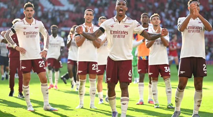 इङ्लिस प्रिमियर लिग : कालाफिओरीको निर्णायक गोलमा आर्सनलले म्यानचेस्टर युनाइटेडलाई हरायो