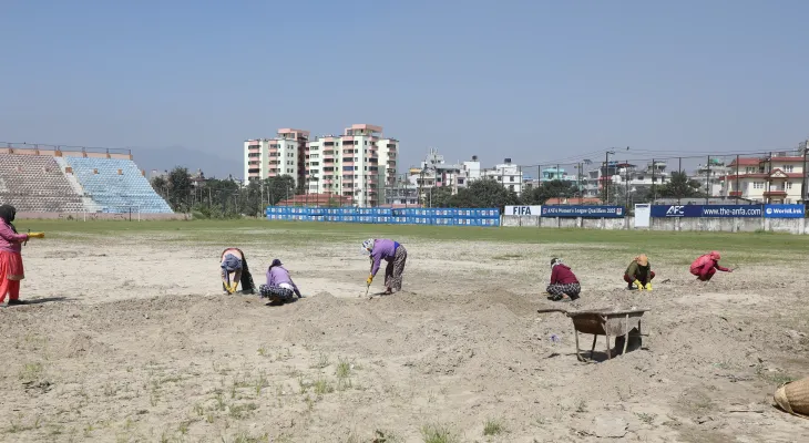 च्यासल फुटबल मैदानको मर्मत सुरु