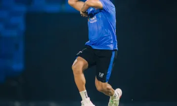 करण केसीको बलिङमा मुखमल्ला आउट