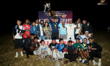 सिराहाको सलहेश फुटबल क्लबलाई दोस्रो इन्ट्रा पथरीशनिश्चरे गोल्डकपको उपाधि