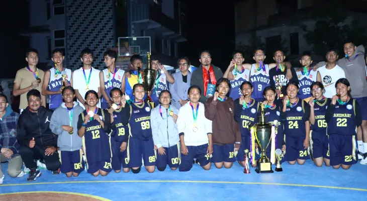 टोप्स बास्केटबलमा नवोदित र ल्यान्डमार्क च्याम्पियन