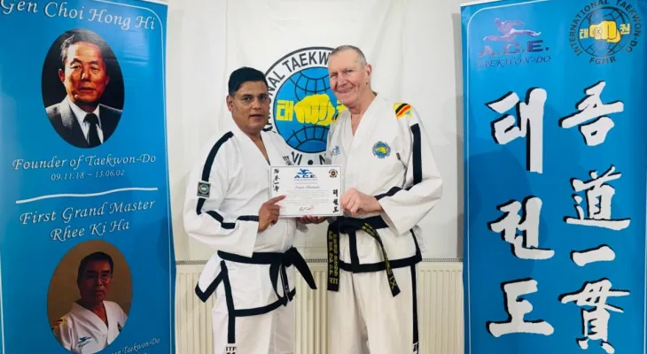 धमला बेलायतमा सम्मानित