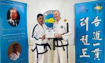 धमला बेलायतमा सम्मानित