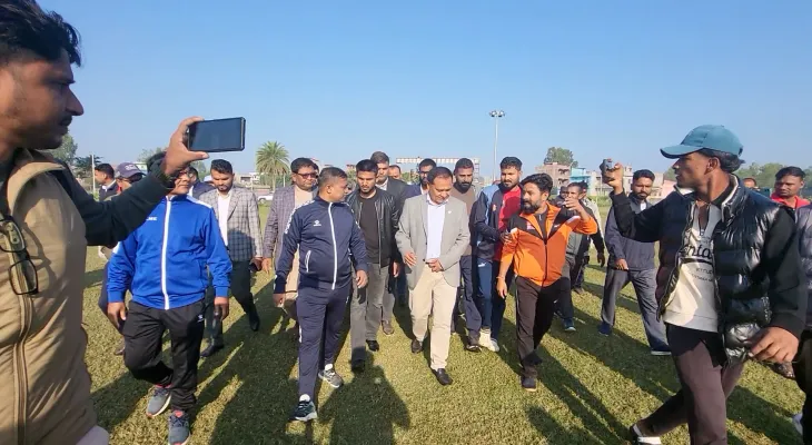 उर्जा मन्त्री घिसिङ र खेलकुद मन्त्री गुप्ताद्वारा जनकपुरधामको निर्माणाधिन रंगशालाको निरीक्षण