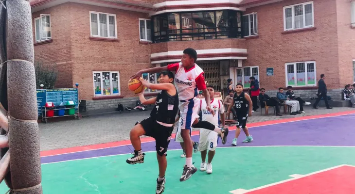 आयोजक एलए फाइनलमा