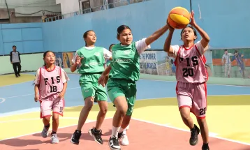 आयोजक फेरिल्यान्डको सफल सुरुआत