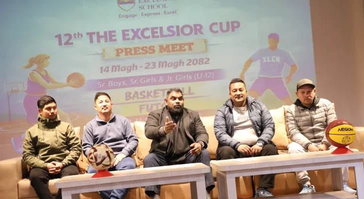 एक्सेल्सियर कपमा ८२ टिम