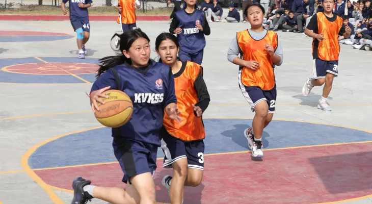 भ्याली पब्लिक र इबीए उपाधिनजिक