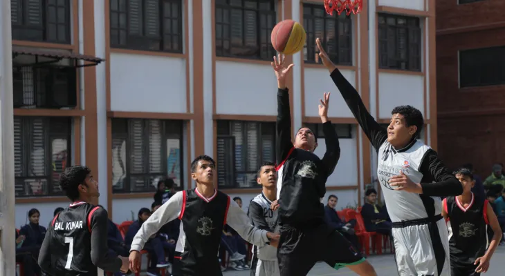 एक्सेल्सियर र स्वर्णिम सेमिफाइनलमा