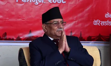 प्रचण्डद्वारा इंग्ल्यान्डविरुद्ध खेल्दै गरेको नेपाली क्रिकेट टिमलाई शुभकामना