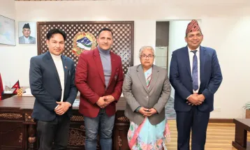 प्रधानमन्त्रीसंग राखेपको छलफल