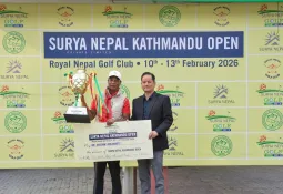 भुवनलाई सूर्य नेपाल काठमाडौं ओपनको उपाधि