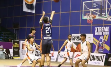 एचजेएनबीएल : सोलो विरुद्ध हाउण्ड्समो फराकिलो जित