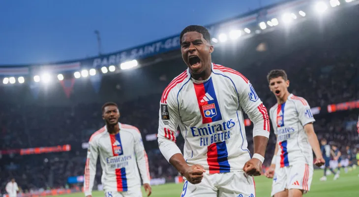 लिग वान: पीएसजीलाई आफ्नै मैदानमा स्तब्ध पार्दै लियोनको सनसनीपूर्ण जित